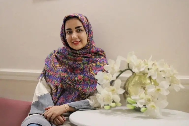 زهرا شاهین