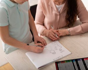 آزمون ترسیم خانواده